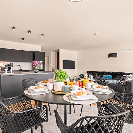 Apartmán Golden Poodle Luxusappartment Am Neuen Schloss Tettang *