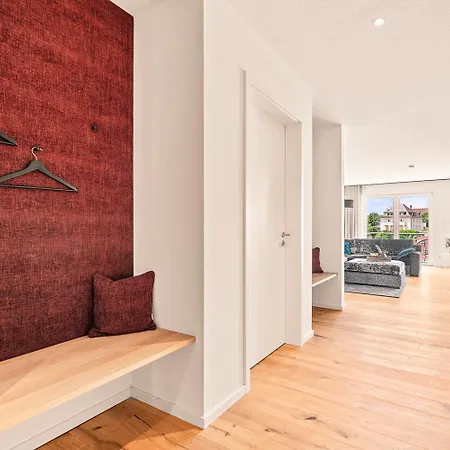 Golden Poodle Luxusappartment Am Neuen Schloss Tettang Apartmán *